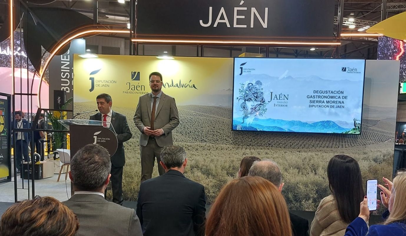 El presidente de la Diputación de Jaén, Francisco Reyes, en Fitur.